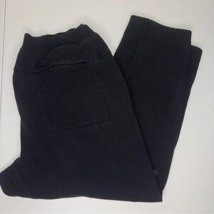 Lululemon men’s black sweatpants size large